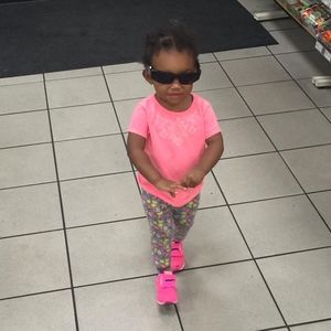 Meet your Posher, Troy